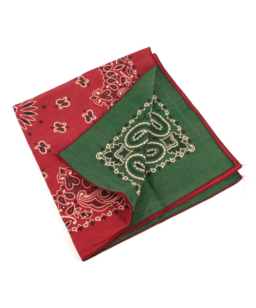 BEAMS BOY（ビームスボーイ）の「1/12返却しますので!!　CAROLINA / リバーシブルバンダナ（バンダナ/スカーフ・レディース・ピンク/レッド/ワイン/ブルー・ONE SIZE）」の4枚目の写真