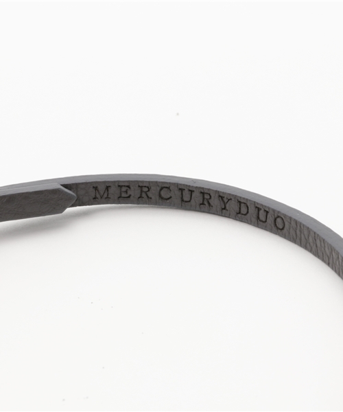 MERCURYDUO(マーキュリーデュオ)の「GOLDプレートレザーブレス(ブレスレット・レディース・ライトグレー/ネイビー/ベージュ/オフホワイト・FREE)」の6枚目の写真