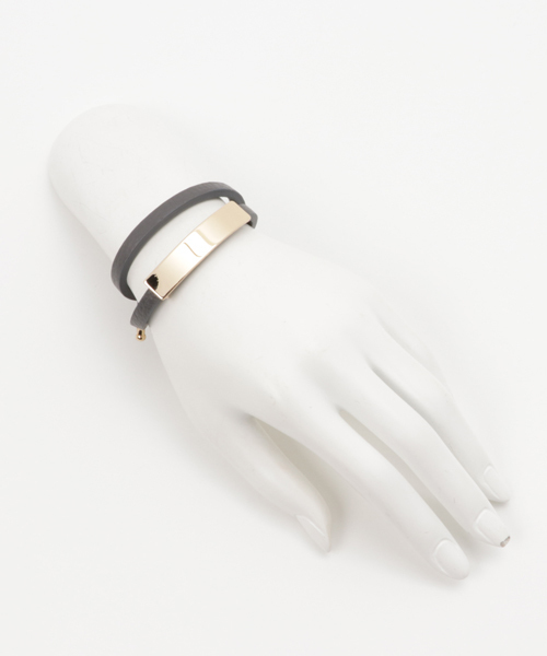 MERCURYDUO(マーキュリーデュオ)の「GOLDプレートレザーブレス(ブレスレット・レディース・ライトグレー/ネイビー/ベージュ/オフホワイト・FREE)」の7枚目の写真