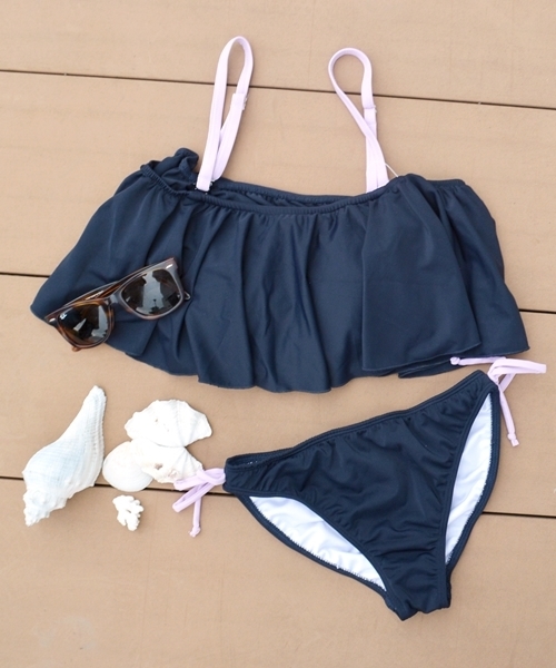 Casselini(キャセリーニ)の「casselini:ラッフルオフショルダースイムウェア(水着・レディース・オレンジ系その他/ネイビー・ONE SIZE)」の2枚目の写真