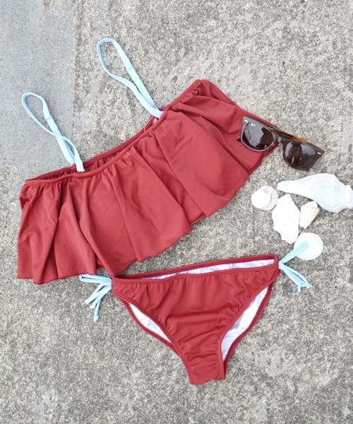 Casselini(キャセリーニ)の「casselini:ラッフルオフショルダースイムウェア(水着・レディース・オレンジ系その他/ネイビー・ONE SIZE)」の1枚目の写真