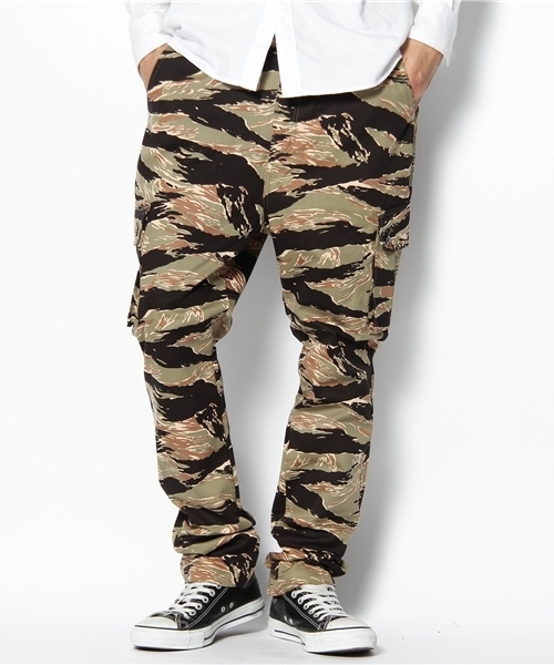 Dickies × FUTURE ARCHIVE ダブルニーワークパンツ カモ Dickies × FUTURE ARCHIVE ダブルニーワークパンツ カモ パンツ