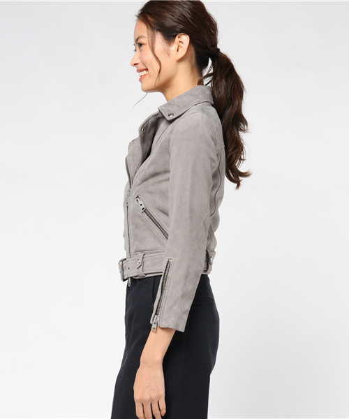 ALLSAINTS（オールセインツ）の「SUEDE COLE BIKER（ライダースジャケット・レディース・ダークグレー/ピンク・10/8/6/4/2）」の4枚目の写真