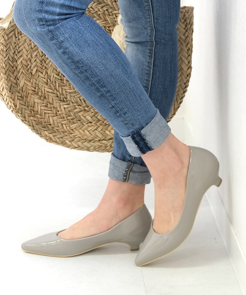 AmiAmi（アミアミ）の「走れるパンプス/美脚ポインテッドトゥ3㎝ヒールパンプス（パンプス・レディース・ベージュ系その他4/ベージュ系その他/レッド/ベージュ系その他2/マスタード/ブラック/ブルー系その他/ベージュ系その他3/パープル/グレー/ライトブラウン/ブラック系その他/スモークピンク/パイソン/オレンジ/ネイビー/ブラック系その他2/グレー系その他/ピンク/ベージュ系その他5/コーラル/ライトグレー/イエロー/ブルーグレー/ゴールド/ホワイト×シルバー/グレー系その他2/アイボリー/カーキ/アッシュグレー/ブルー系その他2/ブラック系その他3/ワイン/シルバー系その他/グレイッシュベージュ/ピンク系その他/キャメル/レオパード/ホワイト系その他/チャコール/ブラック系その他4/ライトオリーブ/チャコールグレー/ホワイト/ベージュ系その他6/ブルー系その他3/ライラック/ホワイト系その他2/ブラウン/ベージュ/ブラック系その他5/ピンクベージュ/シルバー系その他2/ライトグリーン/シルバー/ブラウン系その他/ベージュ系その他7/ダークブラウン/ブロンズ/バーガンディー/ブラック系その他6/シルバー系その他3/ブラック系その他7/グレー系その他3/その他・37/36/34/35/39/38/40）」の19枚目の写真