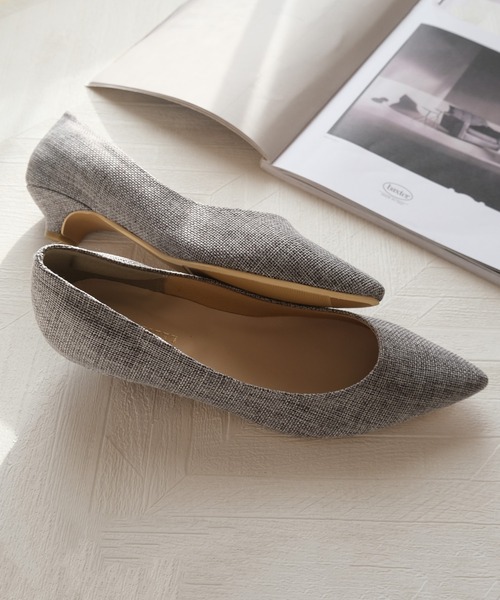 AmiAmi（アミアミ）の「走れるパンプス/美脚ポインテッドトゥ3㎝ヒールパンプス（パンプス・レディース・ベージュ系その他4/ベージュ系その他/レッド/ベージュ系その他2/マスタード/ブラック/ブルー系その他/ベージュ系その他3/パープル/グレー/ライトブラウン/ブラック系その他/スモークピンク/パイソン/オレンジ/ネイビー/ブラック系その他2/グレー系その他/ピンク/ベージュ系その他5/コーラル/ライトグレー/イエロー/ブルーグレー/ゴールド/ホワイト×シルバー/グレー系その他2/アイボリー/カーキ/アッシュグレー/ブルー系その他2/ブラック系その他3/ワイン/シルバー系その他/グレイッシュベージュ/ピンク系その他/キャメル/レオパード/ホワイト系その他/チャコール/ブラック系その他4/ライトオリーブ/チャコールグレー/ホワイト/ベージュ系その他6/ブルー系その他3/ライラック/ホワイト系その他2/ブラウン/ベージュ/ブラック系その他5/ピンクベージュ/シルバー系その他2/ライトグリーン/シルバー/ブラウン系その他/ベージュ系その他7/ダークブラウン/ブロンズ/バーガンディー/ブラック系その他6/シルバー系その他3/ブラック系その他7/グレー系その他3/その他・37/36/34/35/39/38/40）」の21枚目の写真