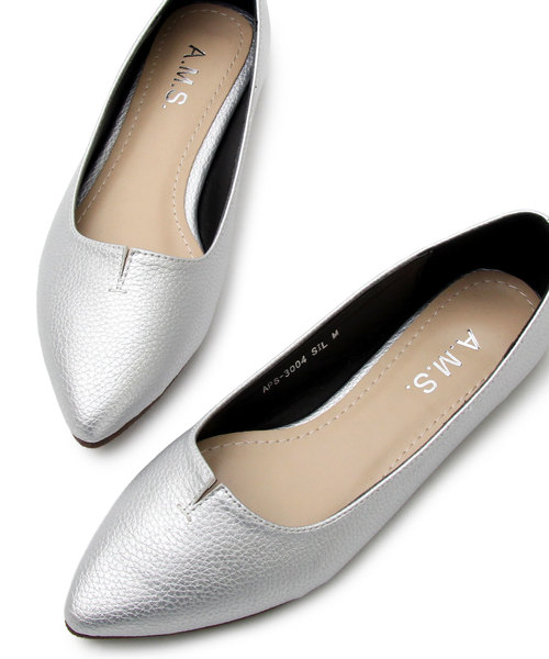 A.M.S.（エーエムエス）の「【A.M.S./エーエムエス】 ポインテッドトゥ フラットパンプス  / フラットシューズ（パンプス・レディース・ブラック/ベージュ/シルバー/ブラック系その他/シルバー系その他・SS/S/M/L/XL）」の2枚目の写真