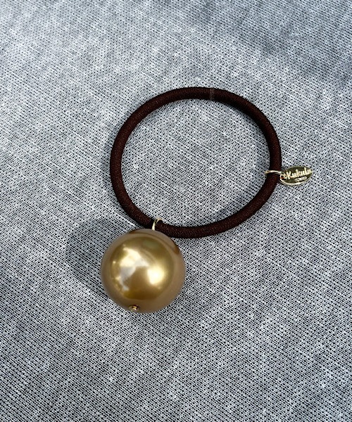 tone（トーン）の「【KuKuLu TOKYO】パールポニー（ヘアゴム・レディース・グレー/ブラウン/ホワイト/レッド/ダークブラウン/ブラック/グリーン/ゴールド/パープル/ピンク/ブルー・FREE）」の11枚目の写真