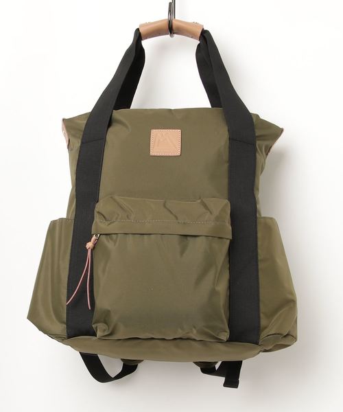 and mikka(アンドミカ)の「【WEB限定】and mikka / 軽量 2wayトート&リュック マザーズリュック(バックパック/リュック・レディース・ブラック/グレー/グリーン/ネイビー/イエロー/ピンク/カーキ・FREE)」の4枚目の写真