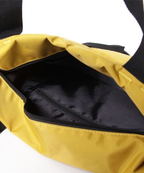 and mikka(アンドミカ)の「【WEB限定】and mikka / 軽量 2wayトート&リュック マザーズリュック(バックパック/リュック・レディース・ブラック/グレー/グリーン/ネイビー/イエロー/ピンク/カーキ・FREE)」の10枚目の写真