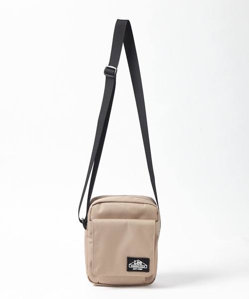 Lee（リー）の「【Lee×SMIRNASLI】Nylon Shoulder（ショルダーバッグ・レディース・ブラック/ホワイト×ブラック/ベージュ/パープル/ピンク・フリー）」の4枚目の写真