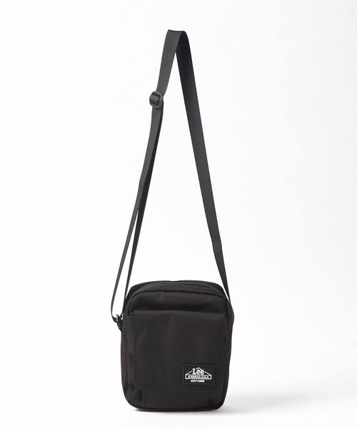 Lee（リー）の「【Lee×SMIRNASLI】Nylon Shoulder（ショルダーバッグ・レディース・ブラック/ホワイト×ブラック/ベージュ/パープル/ピンク・フリー）」の3枚目の写真