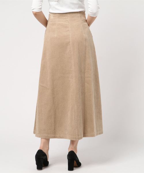 Doux archives（ドゥアルシーヴ）の「6Wコーデュロイフロントボタンスカート（スカート・レディース・グレー/ベージュ/オフホワイト・SMALL/MEDIUM）」の5枚目の写真