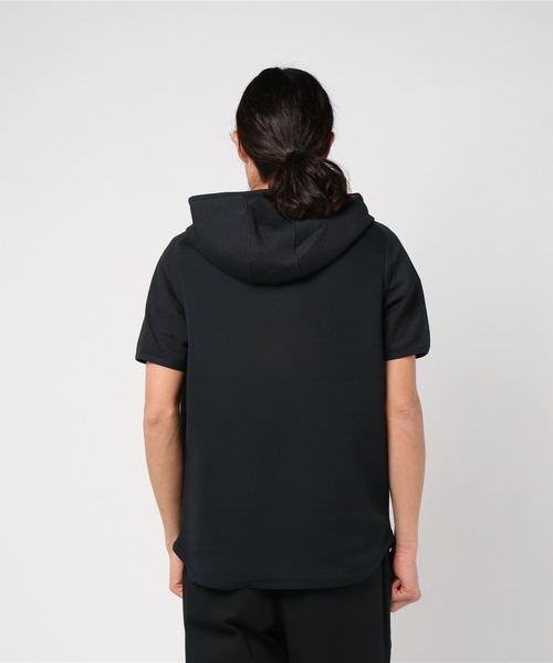 新品　アンダーアーマー 暖かもこもこジップパーカーブルゾン「XL・黒」 UNDER ARMOUR アンダーアーマー 日本規格 ジャケット 大きい