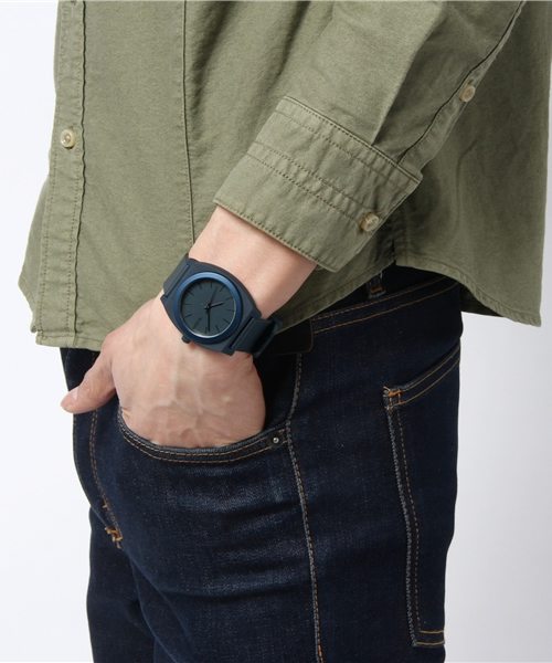 NIXON(ニクソン)の「NIXON / TIME TELLER P 5(アナログ腕時計・メンズ・ネイビー/その他1・ONE SIZE)」の4枚目の写真