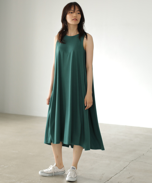 AMERICAN HOLIC（アメリカンホリック）の「バックタックドレープノースリーブマキシワンピース＊（ワンピース・レディース・ネイビー/ブラウン/グレー系その他2/グリーン/ベージュ系その他・M/L）」の4枚目の写真