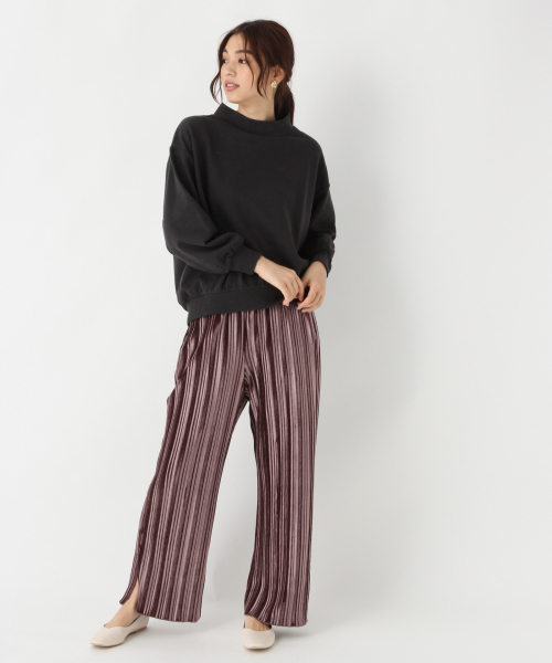 GLOBAL WORK（グローバルワーク）の「トリプルフレンドリードルマンスウェット/848771（スウェット・レディース・チャコールグレー/オフホワイト/ライトベージュ/グリーン系その他3/ベージュ・MEDIUM/LARGE）」の7枚目の写真