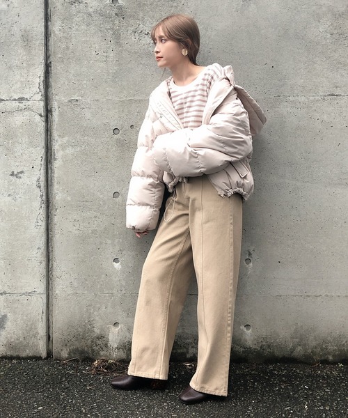 one after another NICE CLAUP(ワンアフターアナザーナイスクラップ)の「ハイウエストデニムパンツ(デニムパンツ・レディース・アイボリー/ネイビー/ベージュ/ブラック・SMALL/MEDIUM)」の13枚目の写真