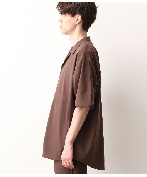 JUNRED（ジュンレッド）の「【セットアップ可能】エアリーストレッチドルマンシャツ（シャツ/ブラウス・メンズ・ホワイト/ブラウン/ブルー・S/M/L）」の5枚目の写真