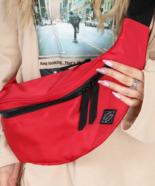 VIBGYOR（ヴィブジョー）の「ビッグウエストポーチ ウエストバッグ ボディバッグ(YA)（ボディバッグ/ウエストポーチ）」 WEAR