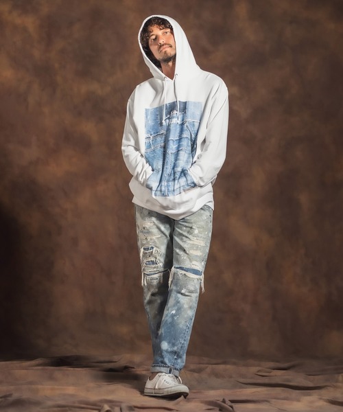 Jih Nunc(ジーヌンク)の「mpa2398-プリントプルパーカー -Logo×Denim-(パーカー・メンズ・グレー/ホワイト・M/L)」の3枚目の写真