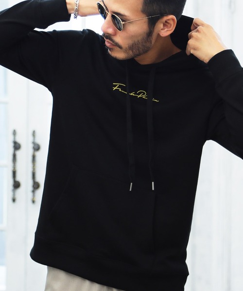 roshell（ロシェル）の「刺繍ロゴ スウェットプルパーカー（パーカー・メンズ・ブラック/ベージュ/ネイビー/グレー/ブラック系その他/グレー系その他/ベージュ系その他/ブルー系その他・SMALL/MEDIUM/LARGE/X-LARGE）」の3枚目の写真