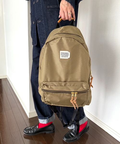 FREDRIK PACKERS（フレドリックパッカーズ）の「【FREDRIK PACKERS】420D DAYPACK デイパック バックパック リュックサック フレドリックパッカーズ（バックパック/リュック・レディース・ブラック/グレー/ネイビー/ベージュ/チャコールグレー・FREE）」の10枚目の写真