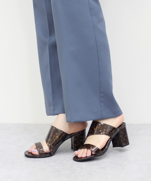 chocolates(チョコラテス)の「チャンキーヒールサンダル【日本製】(サンダル・レディース・ブラック/ブラウン系その他/パイソン・LL/S/M/L)」の4枚目の写真