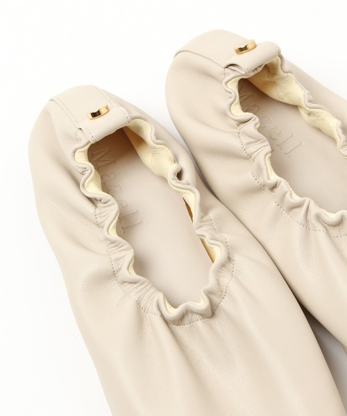 Mazell（マゼル）の「Ｍazell / Softギャザーフラット（その他シューズ・レディース・ブラック/ベージュ・35/36/37/38/39）」の7枚目の写真