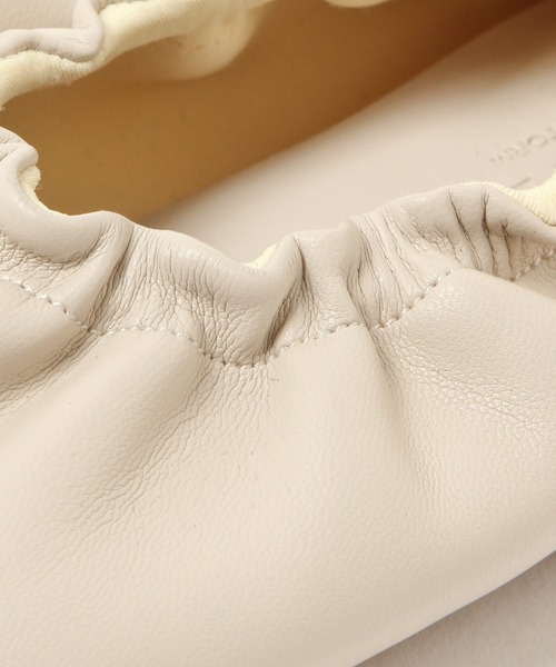 Mazell（マゼル）の「Ｍazell / Softギャザーフラット（その他シューズ・レディース・ブラック/ベージュ・35/36/37/38/39）」の9枚目の写真