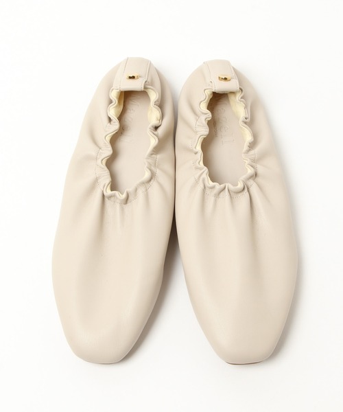 Mazell（マゼル）の「Ｍazell / Softギャザーフラット（その他シューズ・レディース・ブラック/ベージュ・35/36/37/38/39）」の13枚目の写真