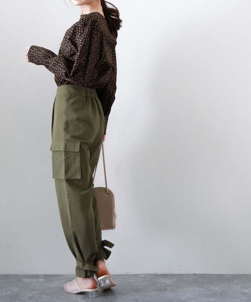 archives（アルシーヴ）の「【限定item】コットンジョガーパンツ（チノパンツ・レディース・ベージュ/カーキ・MEDIUM）」の7枚目の写真