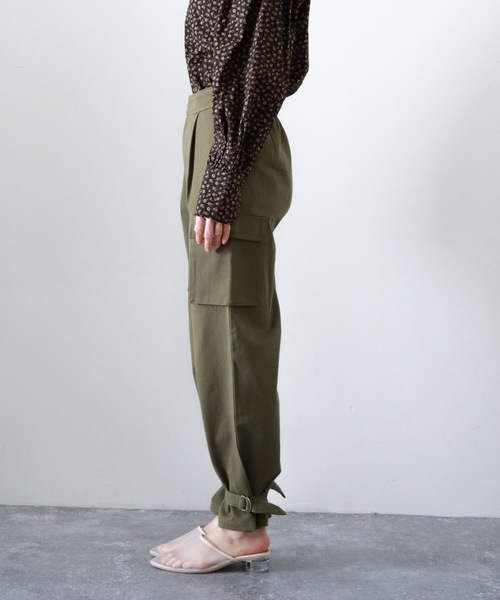 archives（アルシーヴ）の「【限定item】コットンジョガーパンツ（チノパンツ・レディース・ベージュ/カーキ・MEDIUM）」の3枚目の写真