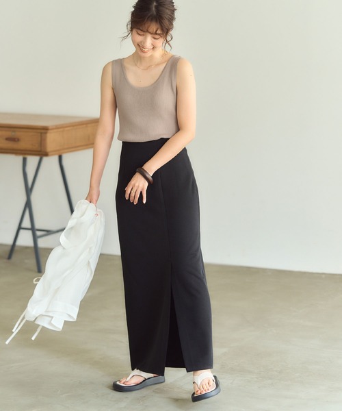 titivate（ティティベイト）の「ドライタッチラウンドヘムタンクトップ（タンクトップ・レディース・オフホワイト/グレイッシュベージュ/パープル/グリーン系その他/オレンジ/ブラック・S/M/L）」の19枚目の写真