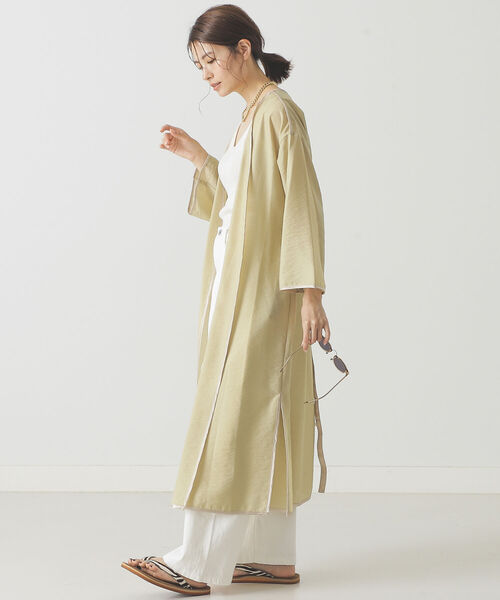 BEAMS LIGHTS(ビームスライツ)の「BEAMS LIGHTS / サテン バインダー シアー コート(その他アウター・レディース・イエロー/ピンク/グリーン系その他2・ONE SIZE)」の17枚目の写真