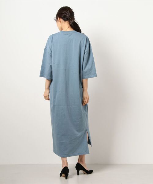 Samansa Mos2（サマンサ モスモス）の「【ＫＥＬＴＹ別注】半袖カットワンピース（ワンピース・レディース・キナリ/サックスブルー/チャコール・ﾌﾘ-）」の5枚目の写真