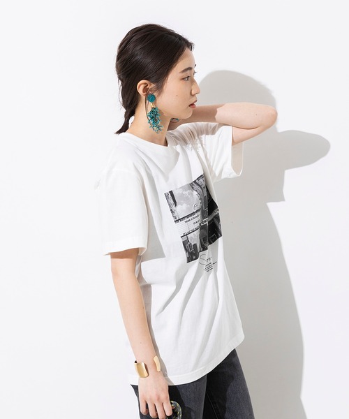 hunch（ハンチ）の「綿100% やわらかコットン フォトプリント Tシャツ（Tシャツ/カットソー・レディース・ホワイト/チャコール・FREE）」の3枚目の写真