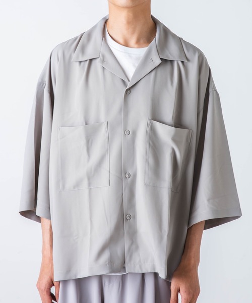 WEGO（ウィゴー）の「WEGO/とろみ5分袖ルーズシャツ（シャツ/ブラウス・メンズ・ライトグレー/ブラック/テラコッタ・MEDIUM/LARGE）」の10枚目の写真