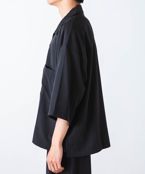 WEGO（ウィゴー）の「WEGO/とろみ5分袖ルーズシャツ（シャツ/ブラウス・メンズ・ライトグレー/ブラック/テラコッタ・MEDIUM/LARGE）」の12枚目の写真