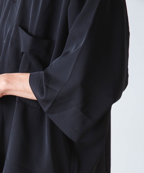 WEGO（ウィゴー）の「WEGO/とろみ5分袖ルーズシャツ（シャツ/ブラウス・メンズ・ライトグレー/ブラック/テラコッタ・MEDIUM/LARGE）」の15枚目の写真