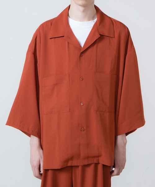 WEGO（ウィゴー）の「WEGO/とろみ5分袖ルーズシャツ（シャツ/ブラウス・メンズ・ライトグレー/ブラック/テラコッタ・MEDIUM/LARGE）」の21枚目の写真