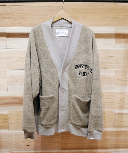 SUPERTHANKS（スーパーサンクス）の「ワンポイント刺繍ボアビッグシルエットカーディガン（ユニセックス）（カーディガン/ボレロ・メンズ・モカ/オフホワイト/グレー/ブラック・S/L/M）」の4枚目の写真
