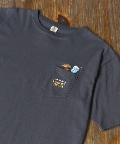 POWER TO THE PEOPLE(パワートゥーザピープル)の「POWER TO THE PEOPLE アート ミニワッペン刺繍Tシャツ(Tシャツ/カットソー・メンズ・ホワイト/ネイビー/ホワイト系その他/ブルー系その他/チャコール/ホワイト系その他2/ホワイト系その他3/ホワイト系その他4/ブルー系その他2/ブルー系その他3・LL/M/L)」の6枚目の写真