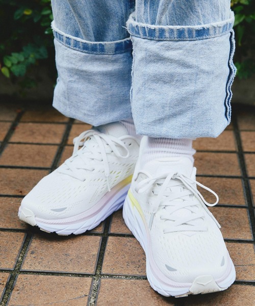 HOKA CLIFTON 8 ホワイト スニーカー　ホカ　スニーカー HOKA（ホカ）の「HOKA CLIFTON 8 / ホカ クリフトン（スニーカー