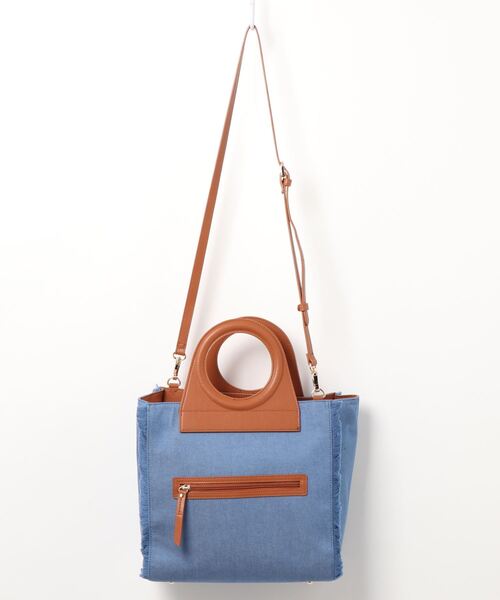 LA BAGAGERIE（ラバガジェリー）の「フリンジデニムバッグ Mサイズ（ハンドバッグ・レディース・ブラック/ネイビー/ブルー・FREE）」の8枚目の写真