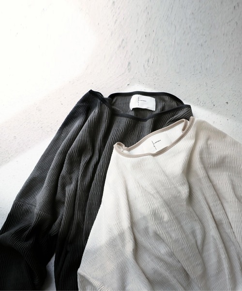 antiqua(アンティカ)の「「思わず目を惹く♪」楊柳パイピングプルオーバー(Tシャツ/カットソー・レディース・ブラック/アイボリー・FREE)」の16枚目の写真