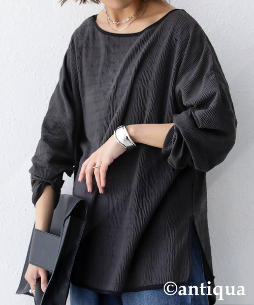 antiqua(アンティカ)の「「思わず目を惹く♪」楊柳パイピングプルオーバー(Tシャツ/カットソー・レディース・ブラック/アイボリー・FREE)」の4枚目の写真