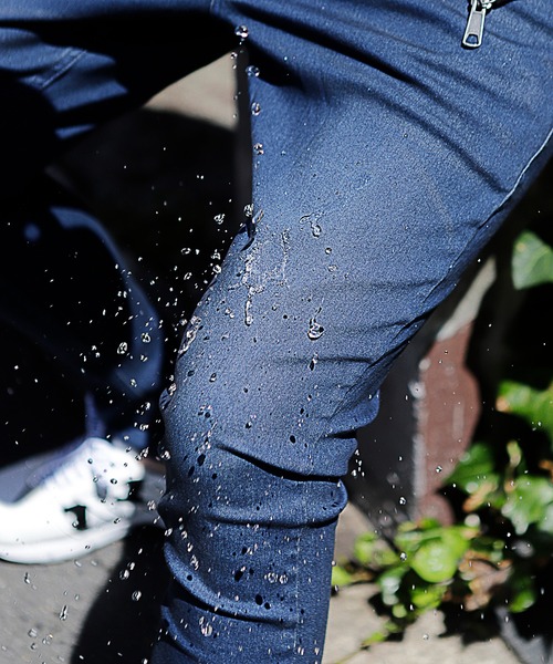 RATTLE TRAP（ラトルトラップ）の「撥水ハイパーストレッチスキニーデニム（デニムパンツ・メンズ・ブルー系その他/ブラック・LL/S/M/L）」の4枚目の写真