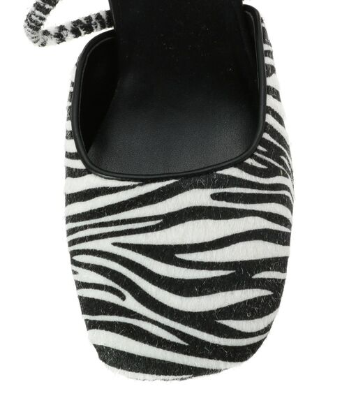 merry jenny(メリージェニー)の「アニマルチャンキーヒールshoes(パンプス・レディース・ブラック/アイボリー・MEDIUM/LARGE)」の8枚目の写真