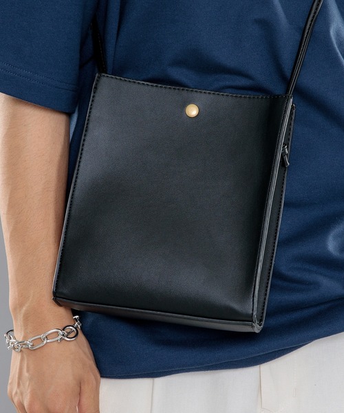 kutir（クティール）の「フェイクレザーショルダーバッグ（ショルダーバッグ・メンズ・アニマル/ブラック・FREE）」の15枚目の写真