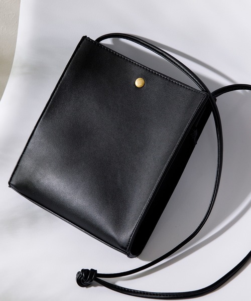 kutir（クティール）の「フェイクレザーショルダーバッグ（ショルダーバッグ・メンズ・アニマル/ブラック・FREE）」の18枚目の写真